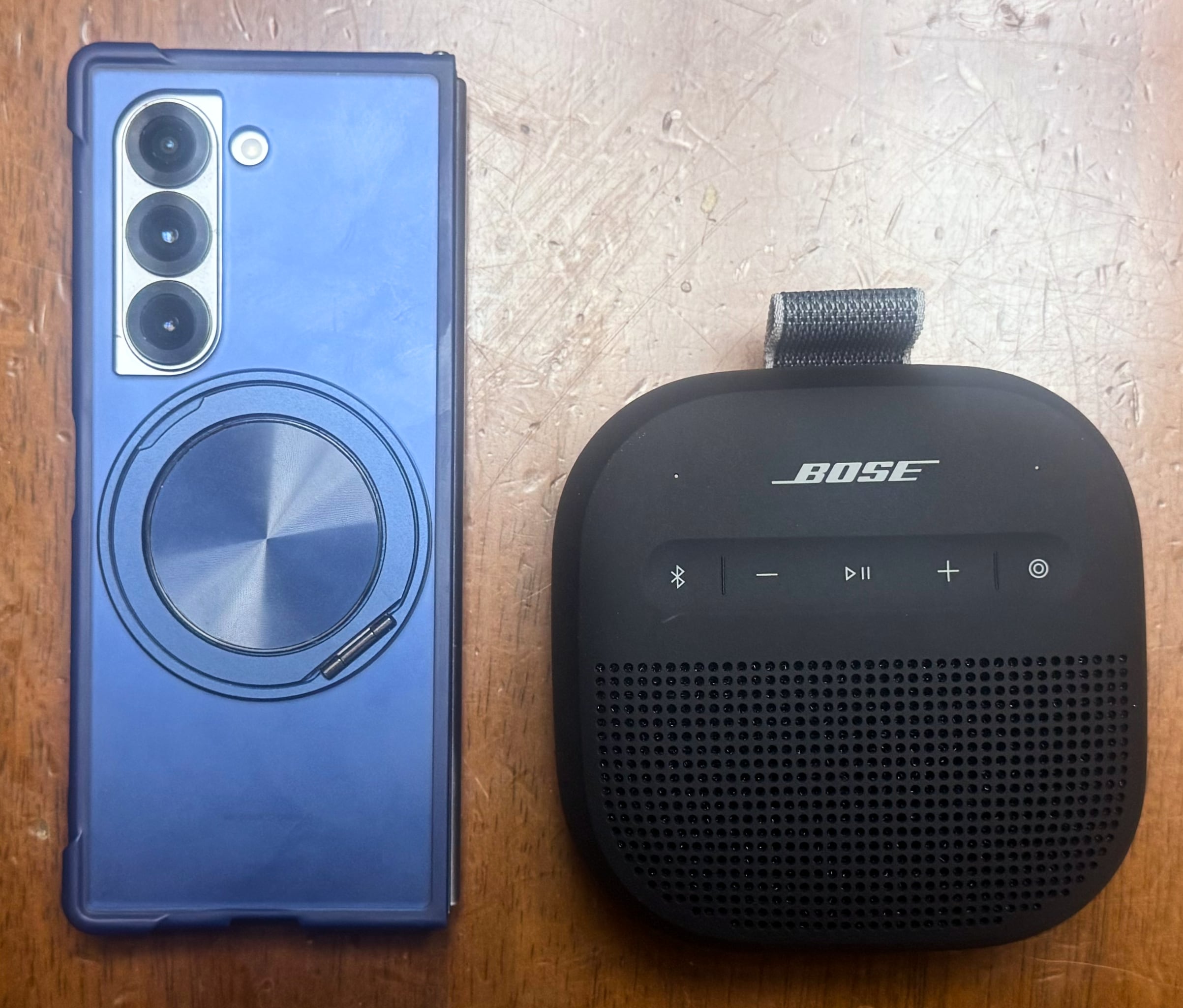 Bose SoundLink Micro Portable Speaker（第２世代）本体：格好いいです