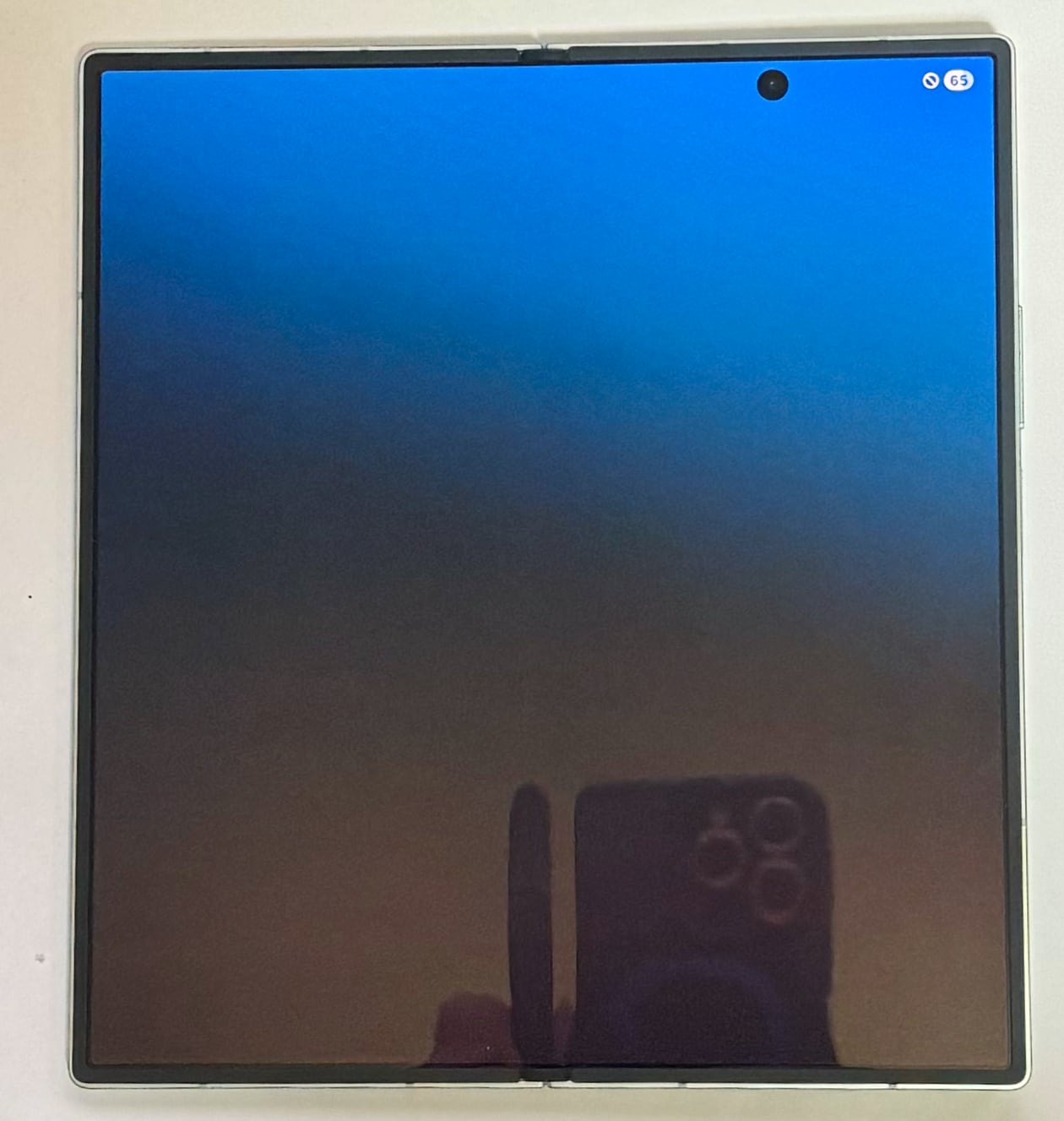 Galaxy Z Fold7 tablet mode. Thin bezels, huge screen!